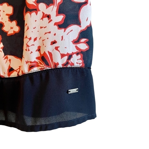 TOMMY HILFIGER, NWOT, WOMENS SLEEVELESS TOP IN NAVY, WHITE & RED. SIZE S/P - Picture 4 of 8